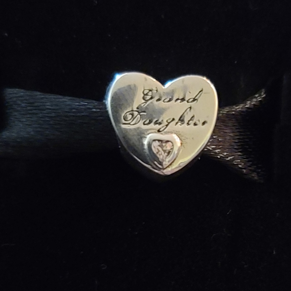 Pandora charm - Granddaughter
